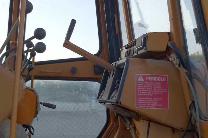 OmecoHub - Immagine FIAT ALLIS FA150